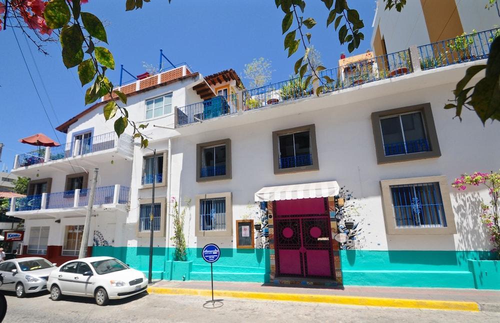 Villa Mercedes Petit Hotel-Adults Only Puerto Vallarta Bagian luar foto