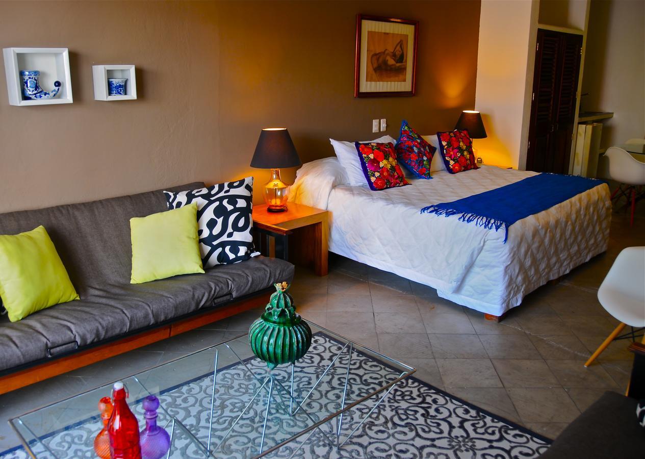 Villa Mercedes Petit Hotel-Adults Only Puerto Vallarta Bagian luar foto