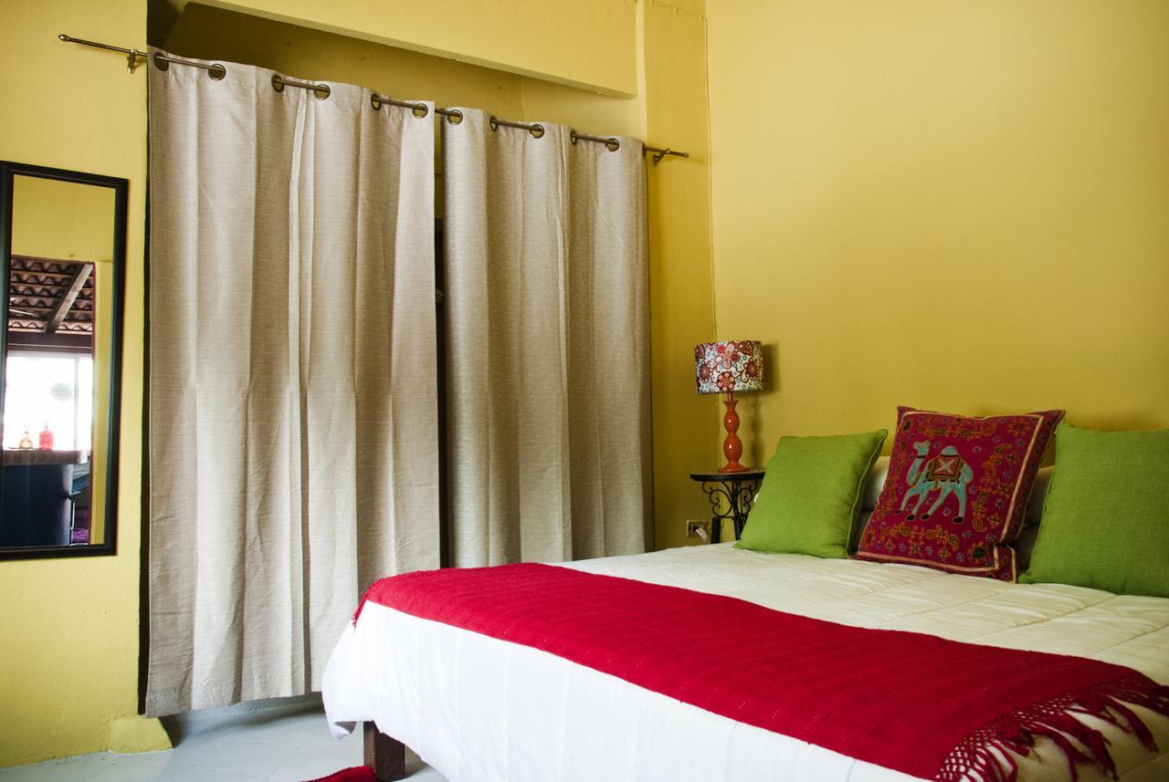 Villa Mercedes Petit Hotel-Adults Only Puerto Vallarta Bagian luar foto