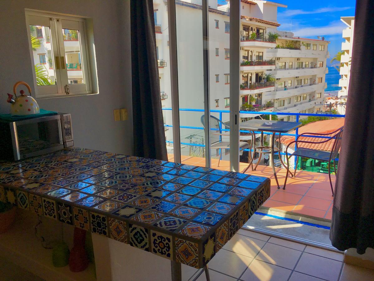 Villa Mercedes Petit Hotel-Adults Only Puerto Vallarta Bagian luar foto